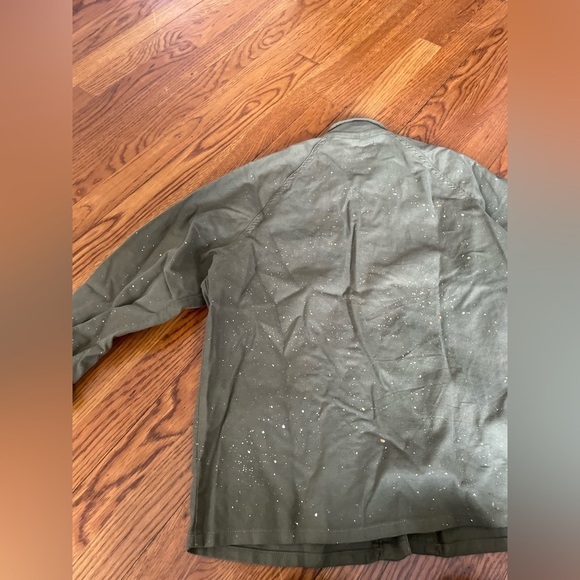 The GREAT. Green Splatter Paint Button Down Top Size 0 - Picture 7 of 7